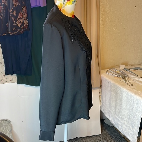 Ship ‘n Shore - Size 12 ~ Vintage Beaded Lightweight Office Blouse - Picture 4 of 10